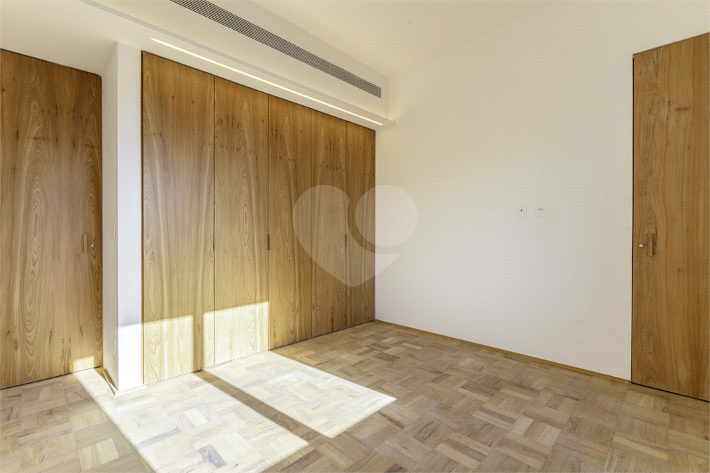 APARTAMENTO À VENDA COM 3 QUARTOS - 2 VAGAS NO JARDIM PAULISTA.