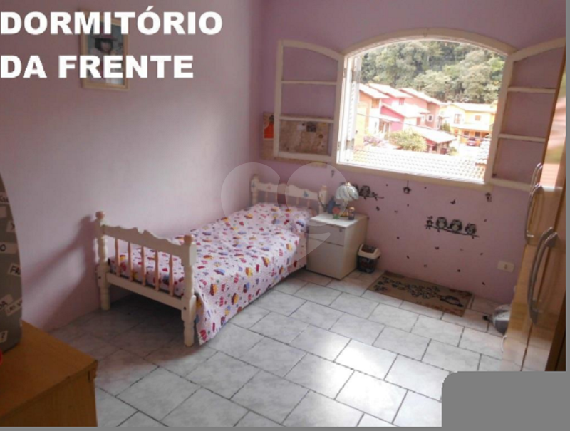 Sobrado no bairro do Tremembé.