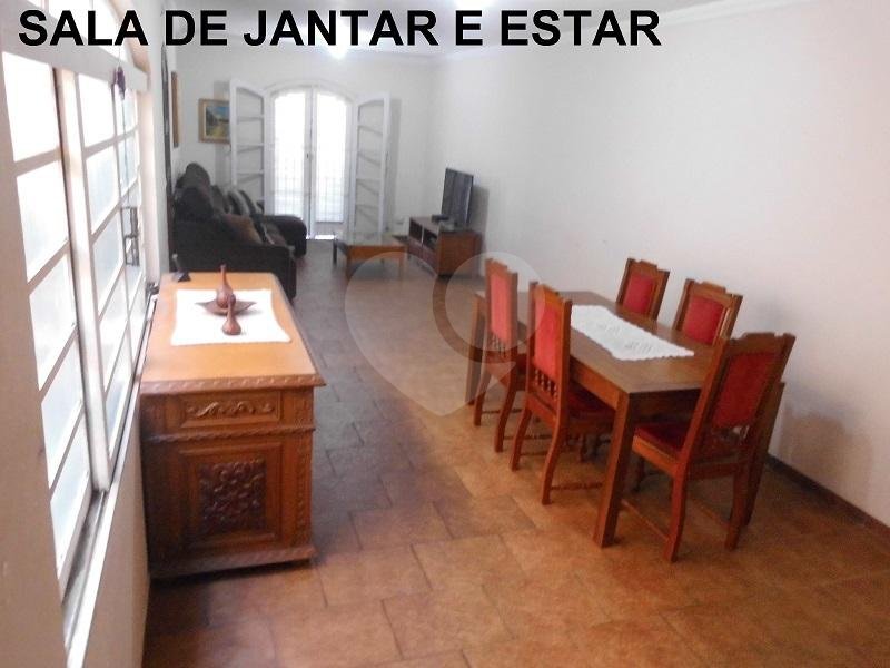 Sobrado no bairro do Tremembé.