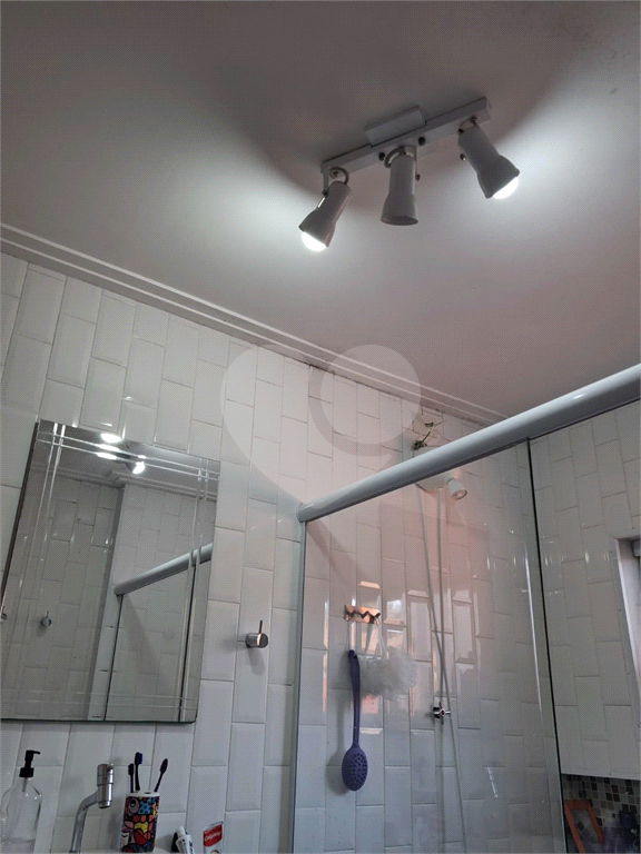 Casa térrea e muito verde na City Lapa