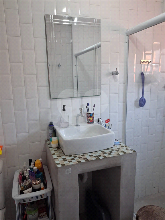 Casa térrea e muito verde na City Lapa