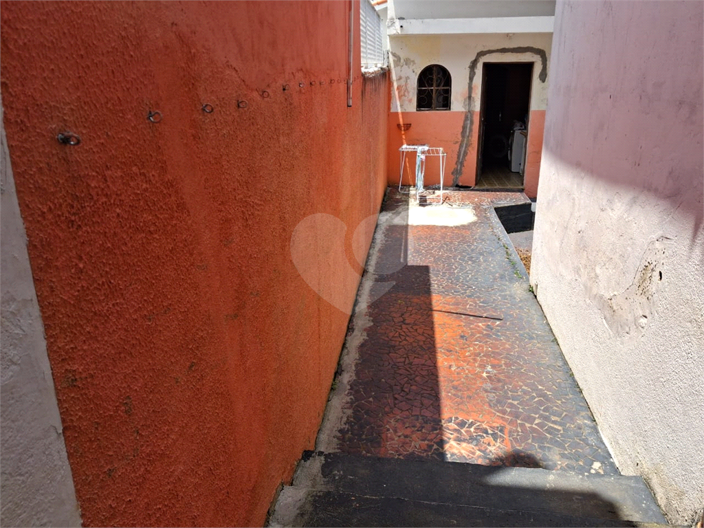 Casa térrea e muito verde na City Lapa