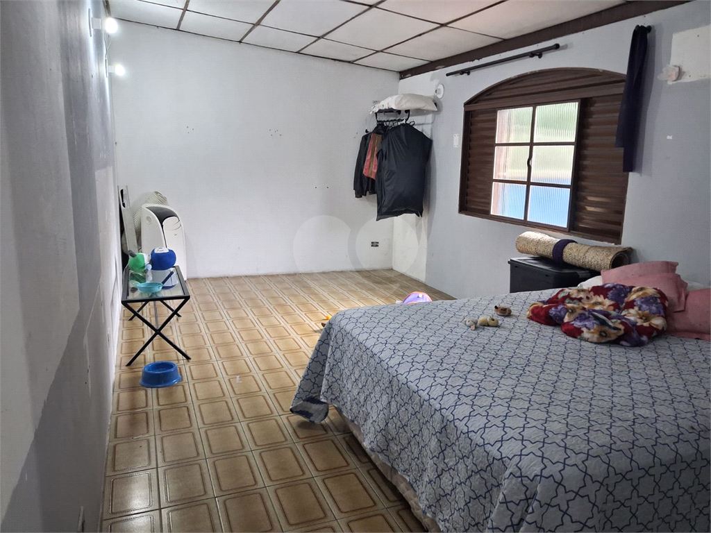 Casa térrea e muito verde na City Lapa