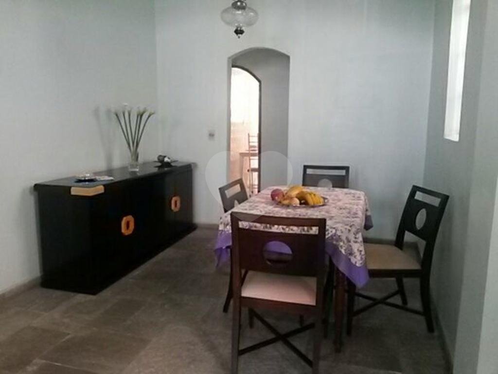Casa próxima a Avenida  Imirim