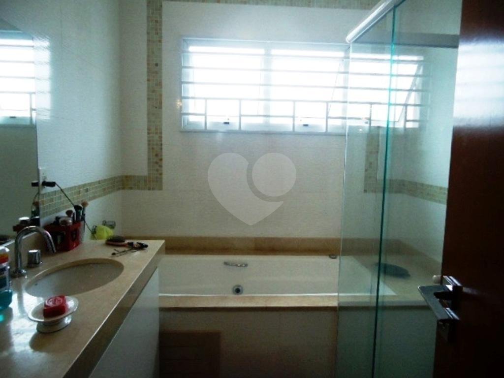 Casa impecável à venda na Vila Paiva