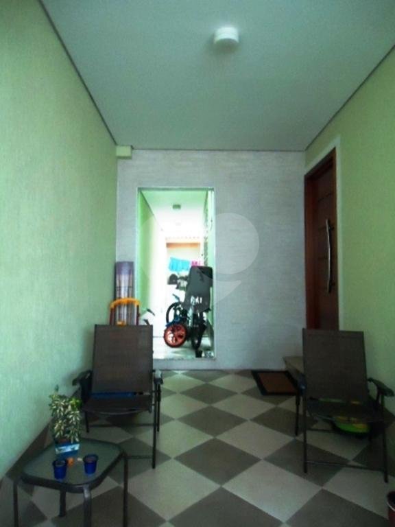Casa impecável à venda na Vila Paiva