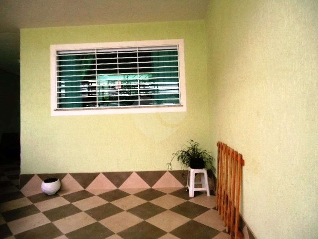 Casa impecável à venda na Vila Paiva