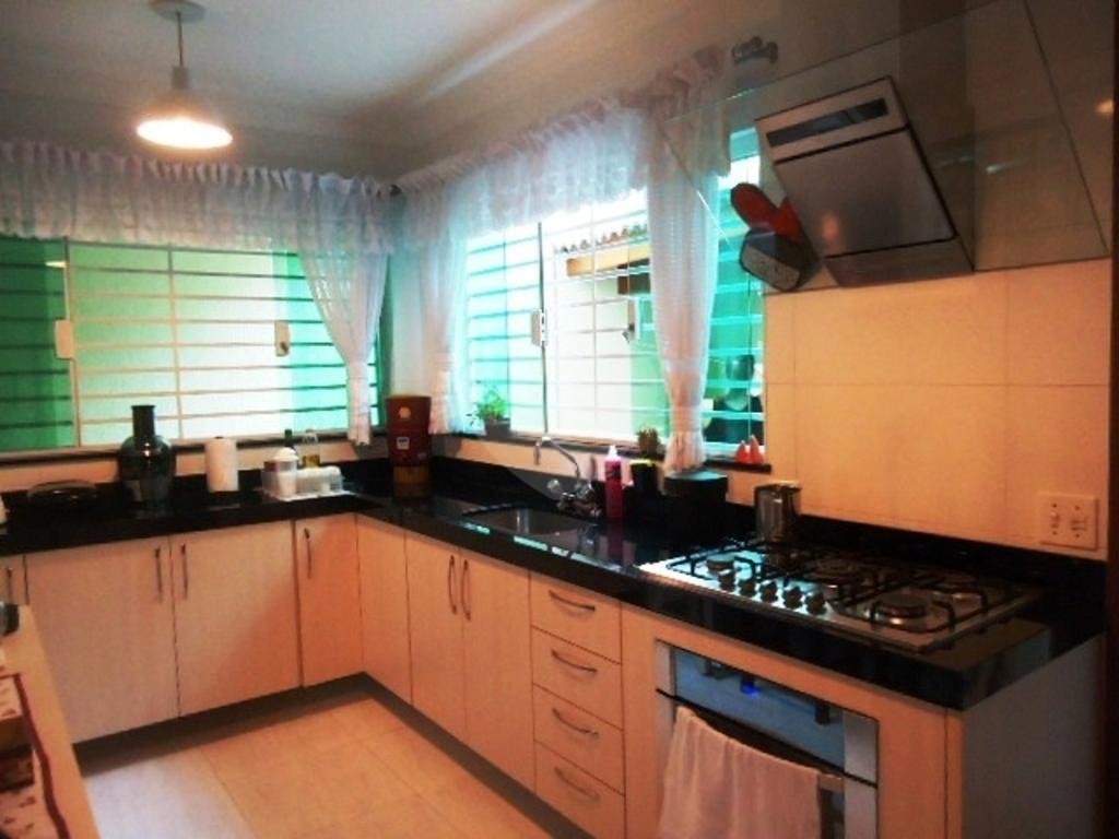 Casa impecável à venda na Vila Paiva