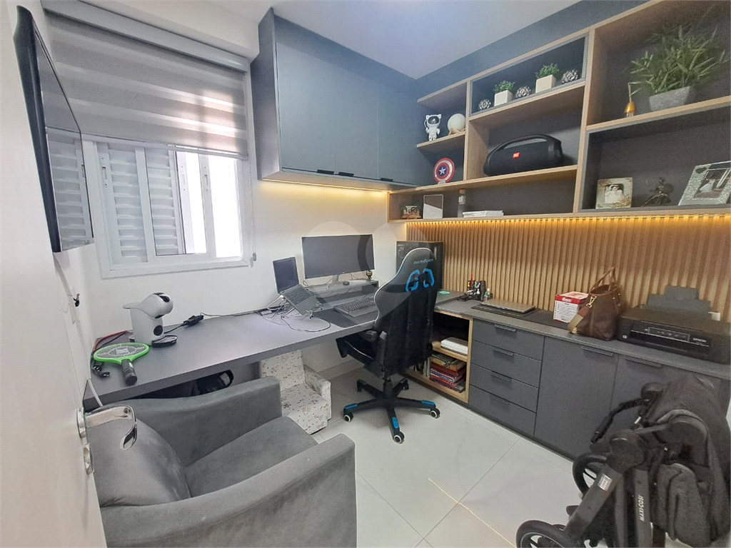 Apartamento à Venda | 100 m² | 3 dormitórios | 1 suíte | Sala 3 Ambientes| 3 vagas no Jardim Peri  