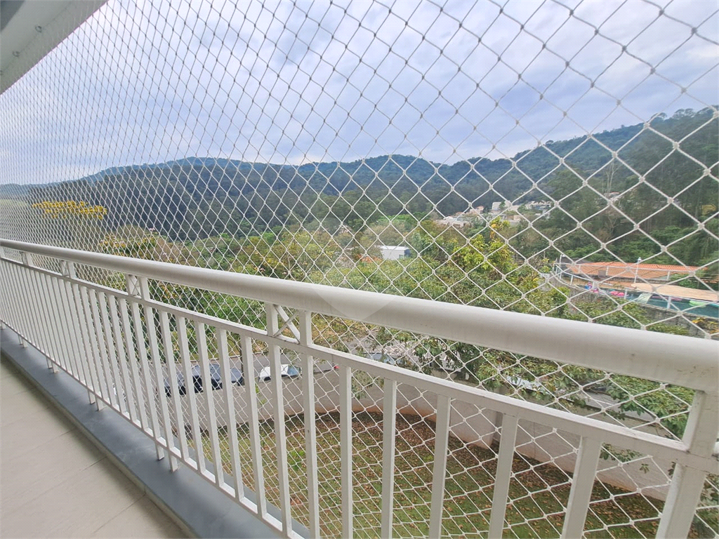Apartamento à Venda | 100 m² | 3 dormitórios | 1 suíte | Sala 3 Ambientes| 3 vagas no Jardim Peri  