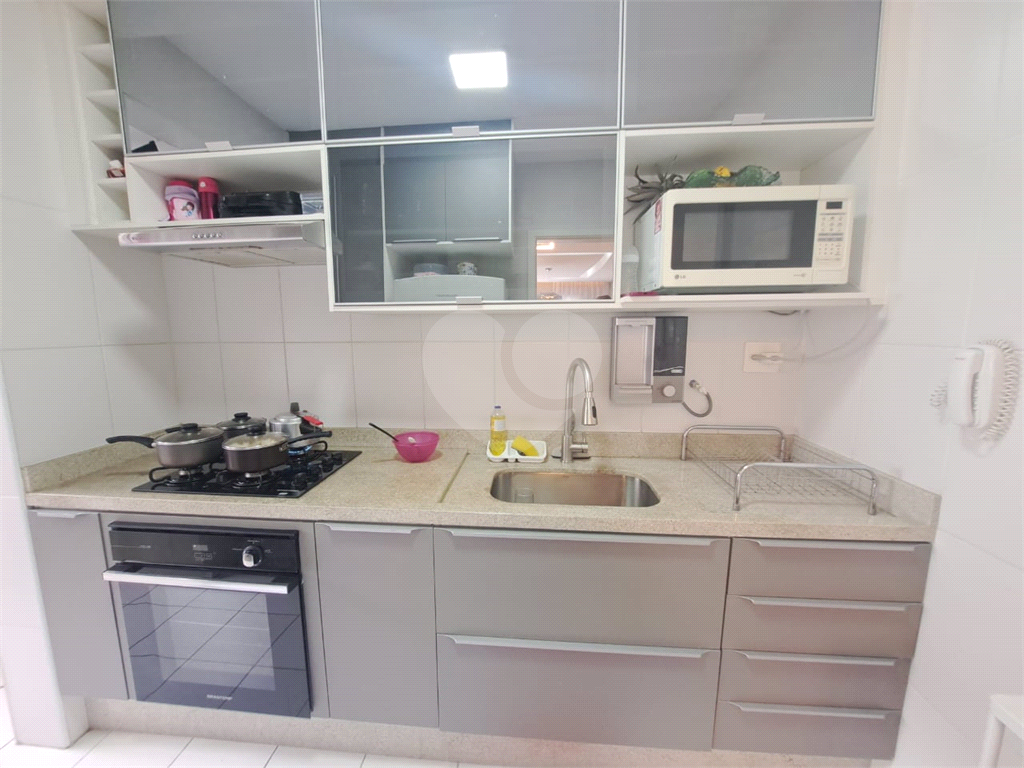 Apartamento à Venda | 100 m² | 3 dormitórios | 1 suíte | Sala 3 Ambientes| 3 vagas no Jardim Peri  