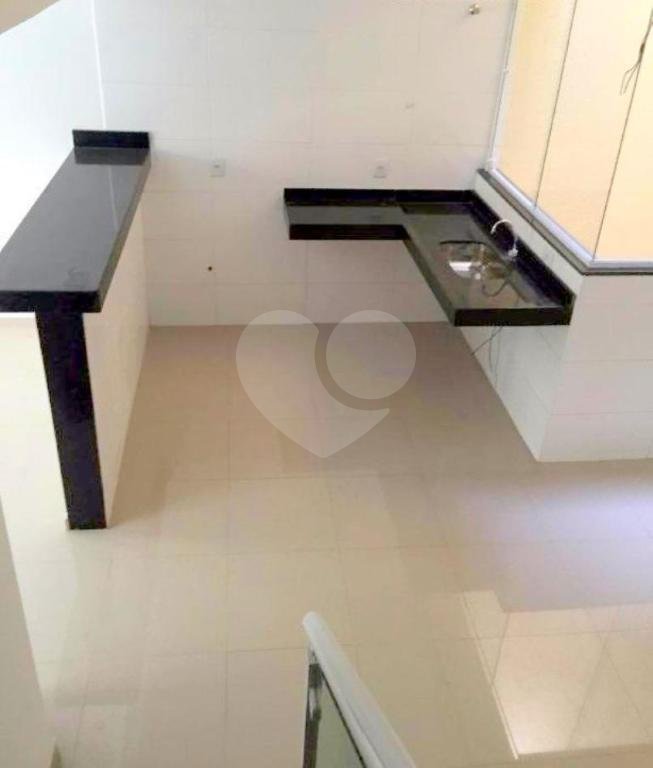 Sobrado Novo em Condomínio e com ótima localização a Venda  em São Miguel Paulista
