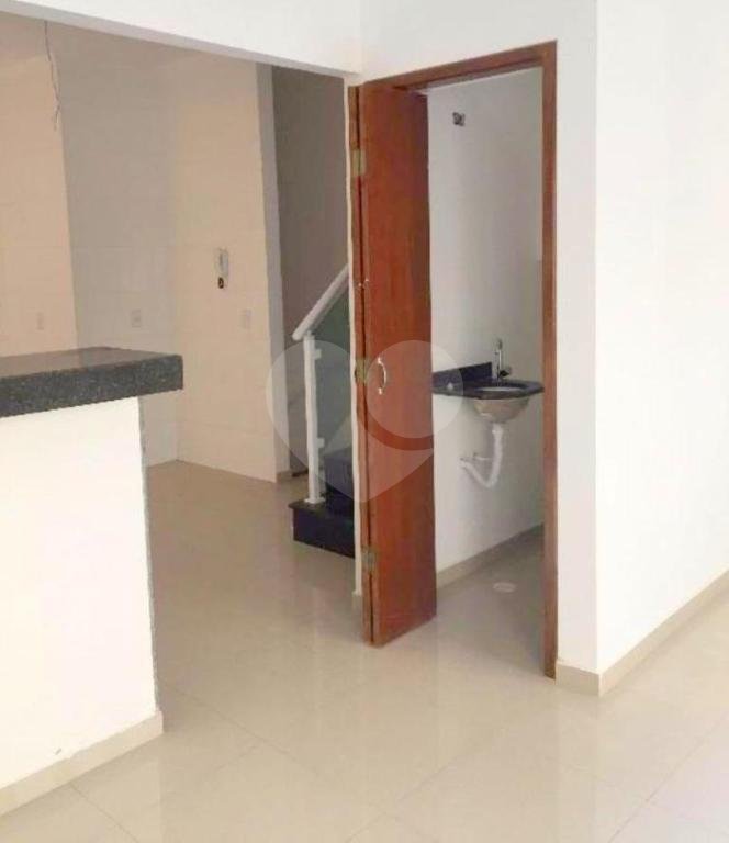 Sobrado Novo em Condomínio e com ótima localização a Venda  em São Miguel Paulista