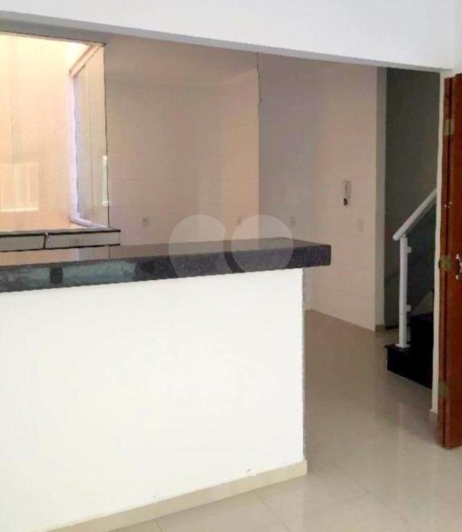 Sobrado Novo em Condomínio e com ótima localização a Venda  em São Miguel Paulista