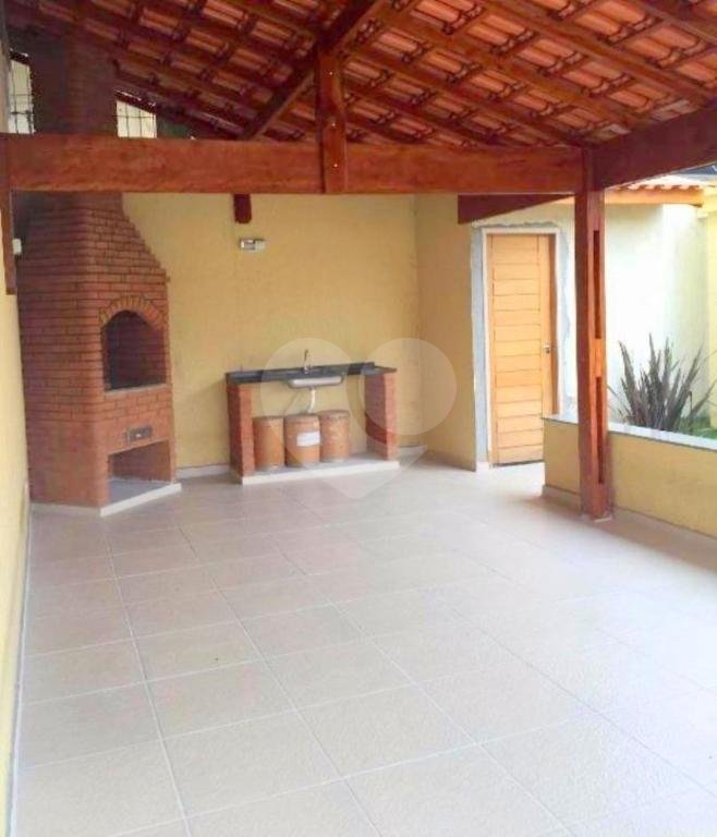 Sobrado Novo em Condomínio a Venda em São Miguel ( Excelente Localização )