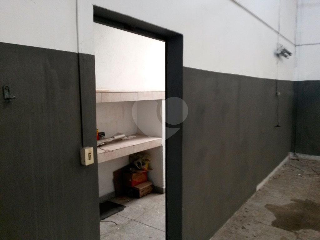 Depósito-Galpão-Armazém à venda com 2 quartos, 306m² - Foto 17