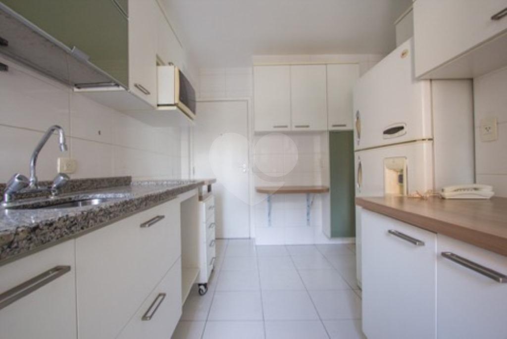 Apartamento para locação com 3 dormitórios na Vila Olimpia- São Paulo/SP