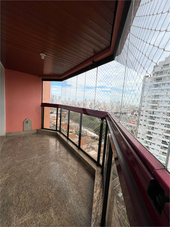 Belíssimo apartamento no coração do Tatuapé.