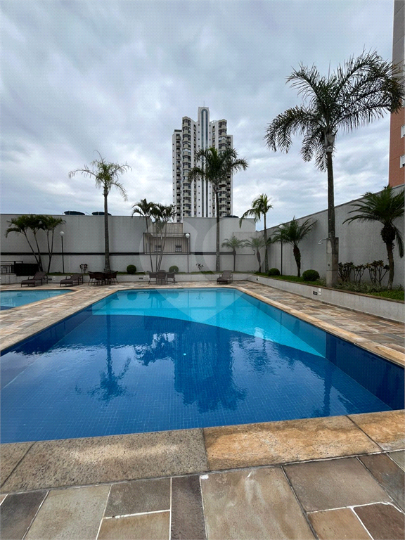 Belíssimo apartamento no coração do Tatuapé.