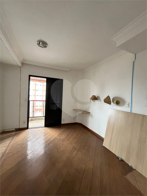 Belíssimo apartamento no coração do Tatuapé.