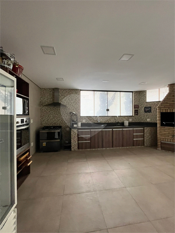 Belíssimo apartamento no coração do Tatuapé.