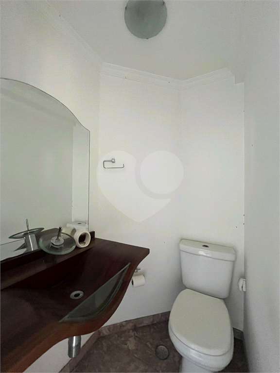 Belíssimo apartamento no coração do Tatuapé.