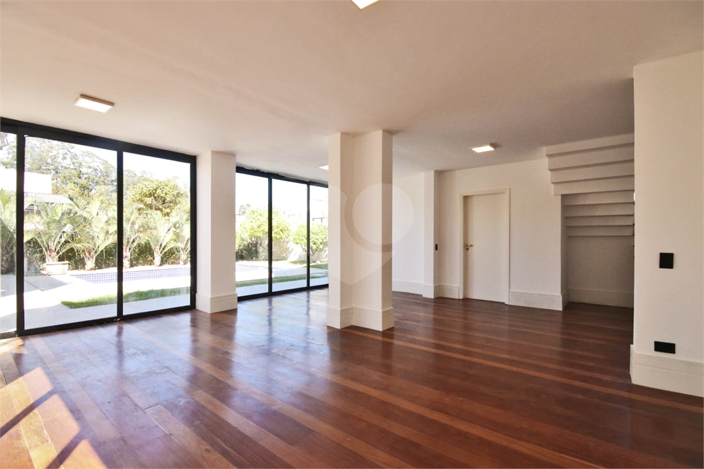 VENDE-SE SOBRADO ALTO PADRÃO EM BARUERI