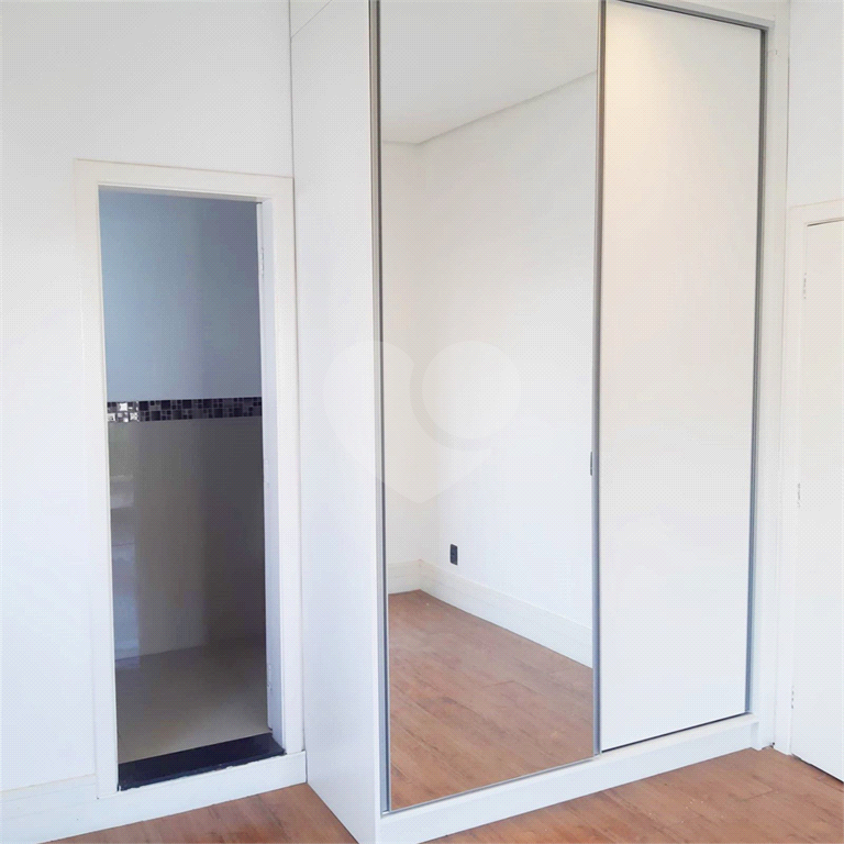 VENDE-SE SOBRADO ALTO PADRÃO EM BARUERI