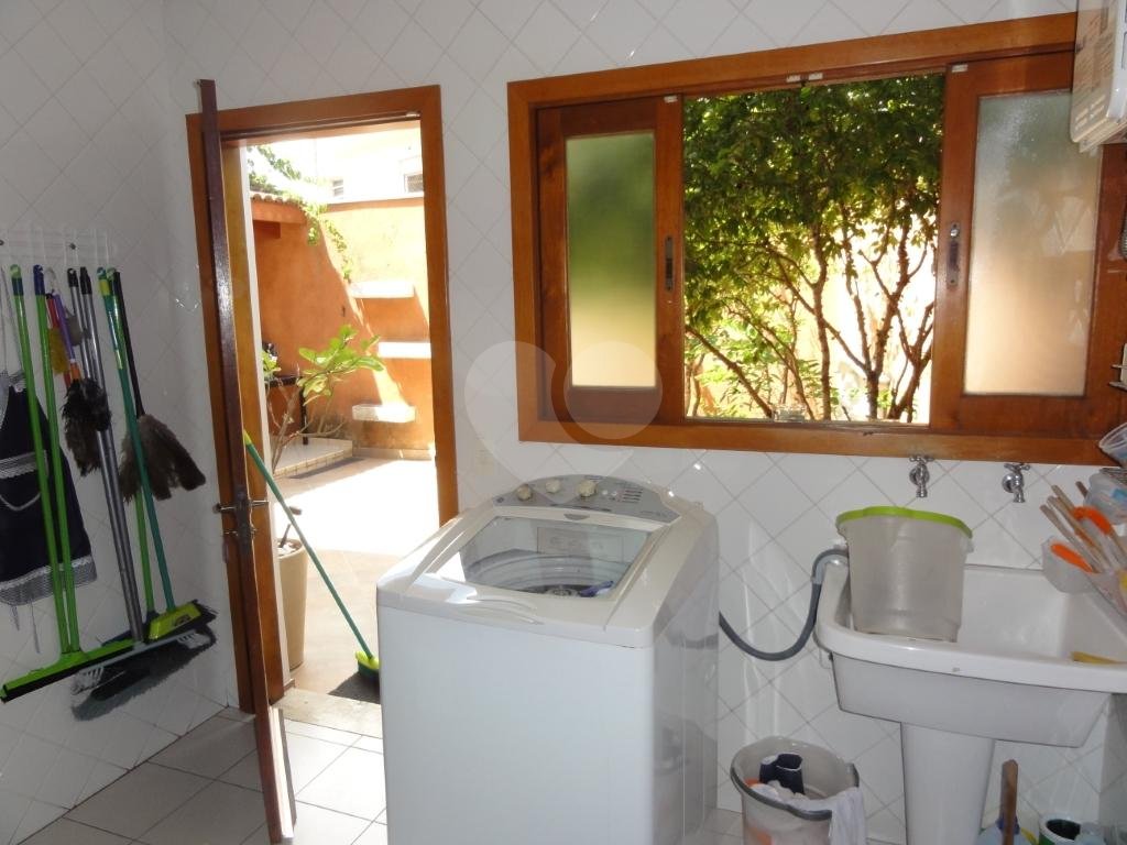 Sobrado à venda com 3 quartos, 200m² - Foto 21