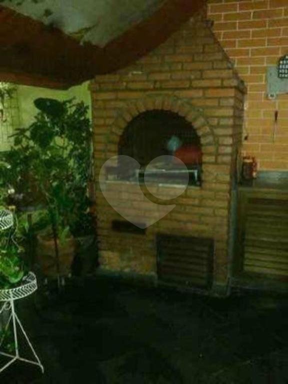 Excelente Sobrado para Venda com 240,00 m² localizado no Bairro Jardim Brasil, São Paulo.