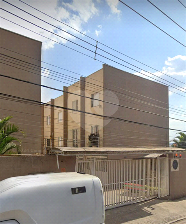Excelente sobrado em Condomínio Fechado próximo ao Andorinha Hiper Center