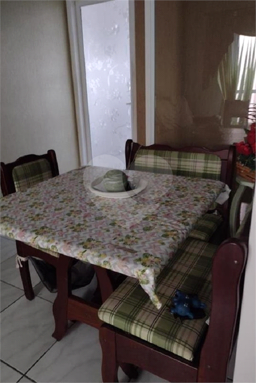 Excelente sobrado em Condomínio Fechado próximo ao Andorinha Hiper Center
