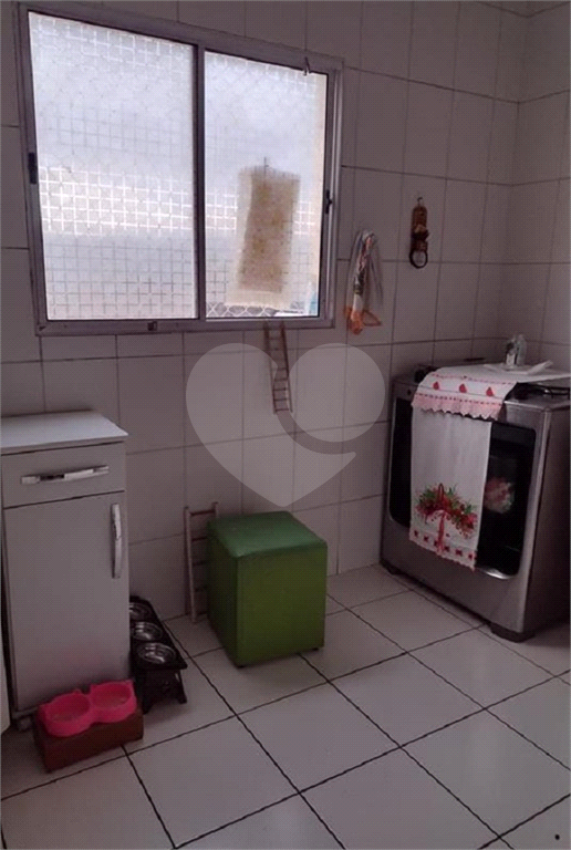 Excelente sobrado em Condomínio Fechado próximo ao Andorinha Hiper Center