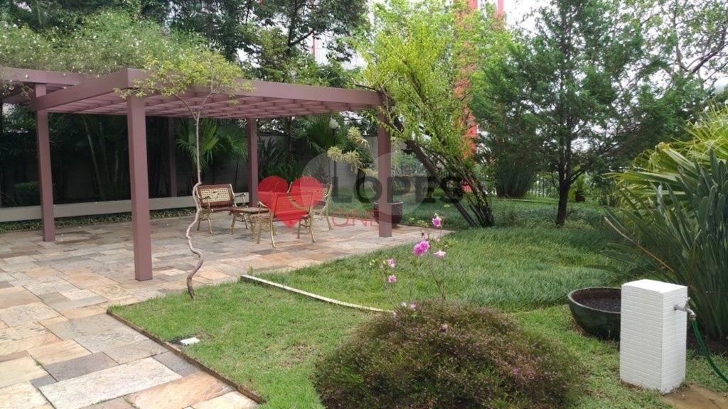 Apartamento à venda muito bem localizado em Santana