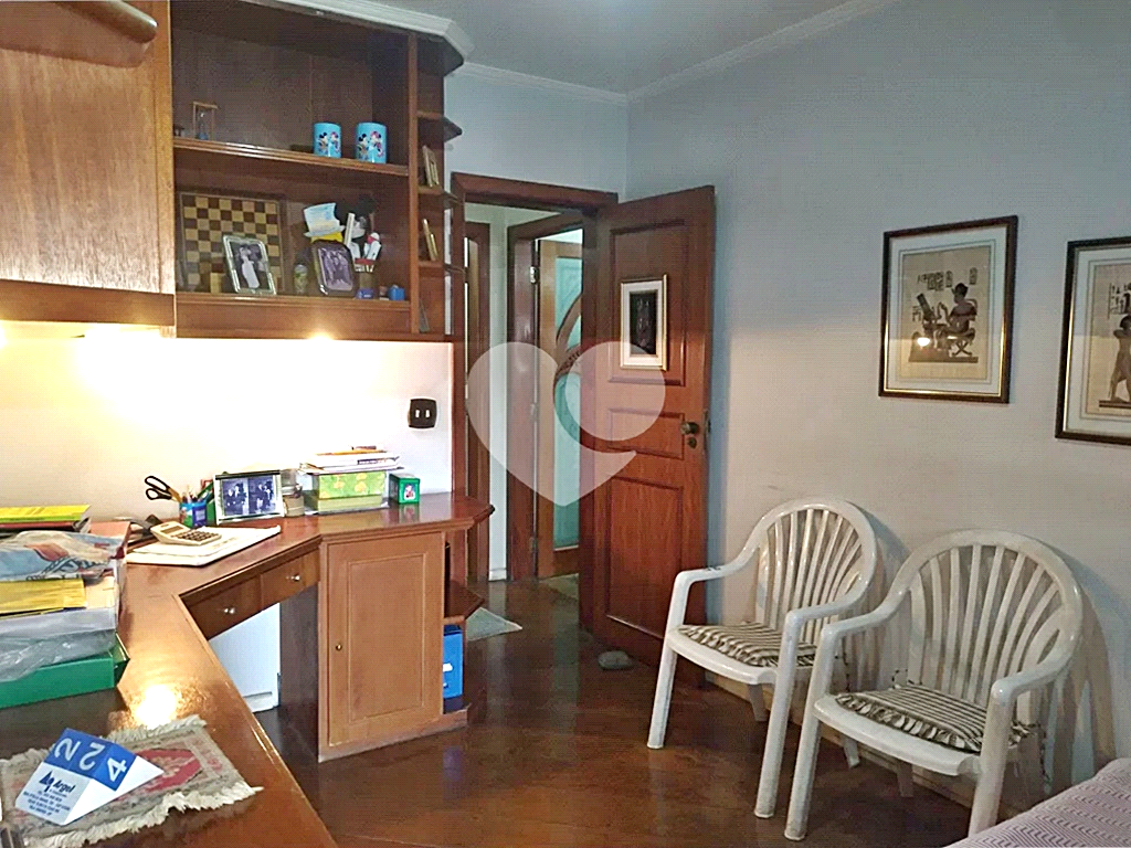 Apartamento à venda com 4 quartos, 198m² - Foto 20