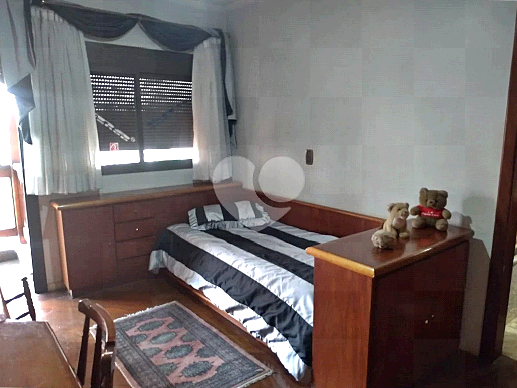 Apartamento à venda com 4 quartos, 198m² - Foto 13