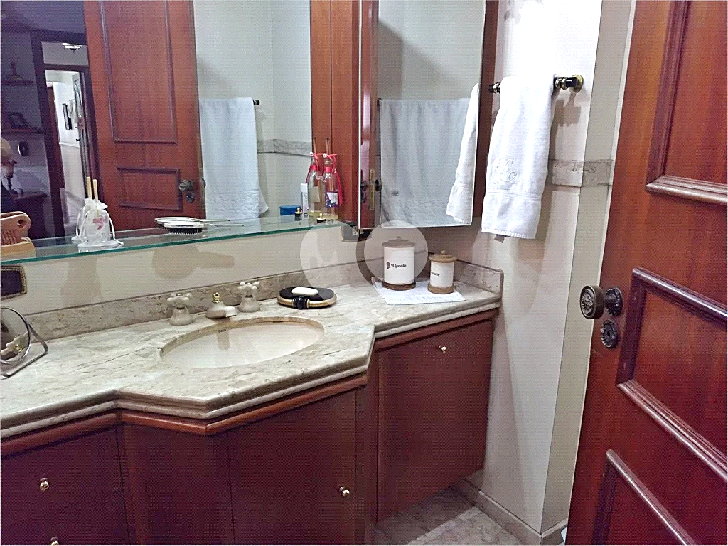 Apartamento à venda com 4 quartos, 198m² - Foto 21