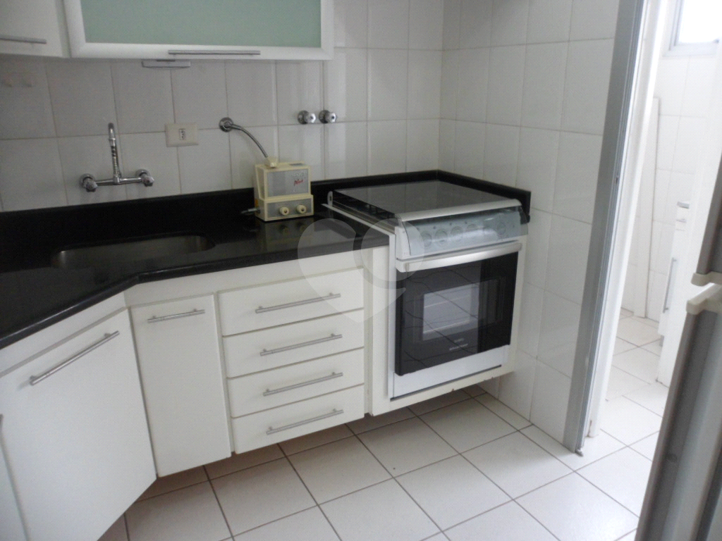 APARTAMENTO em SANTANA