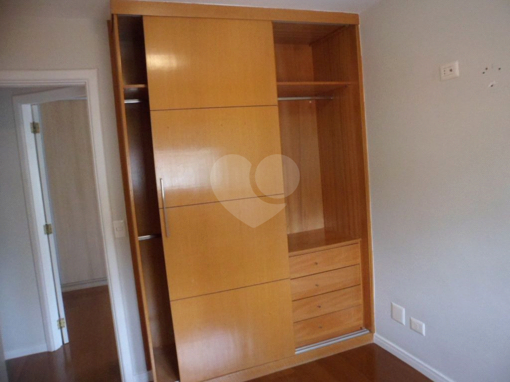 APARTAMENTO em SANTANA