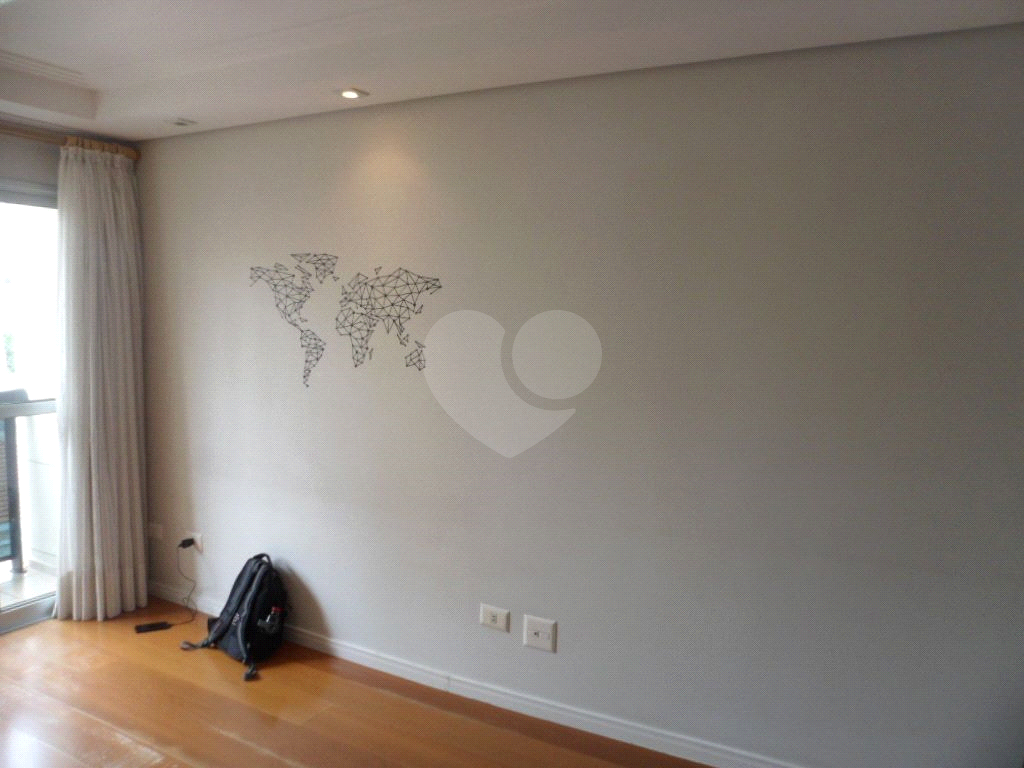 APARTAMENTO em SANTANA