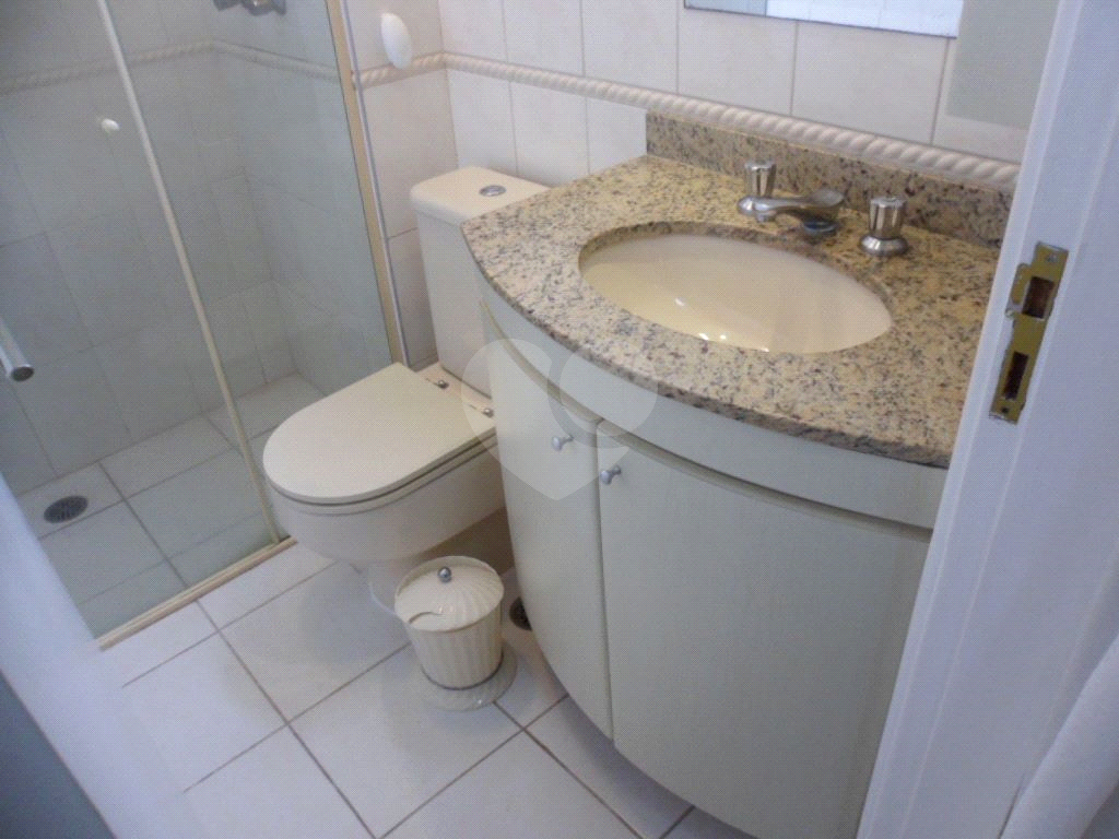 APARTAMENTO em SANTANA
