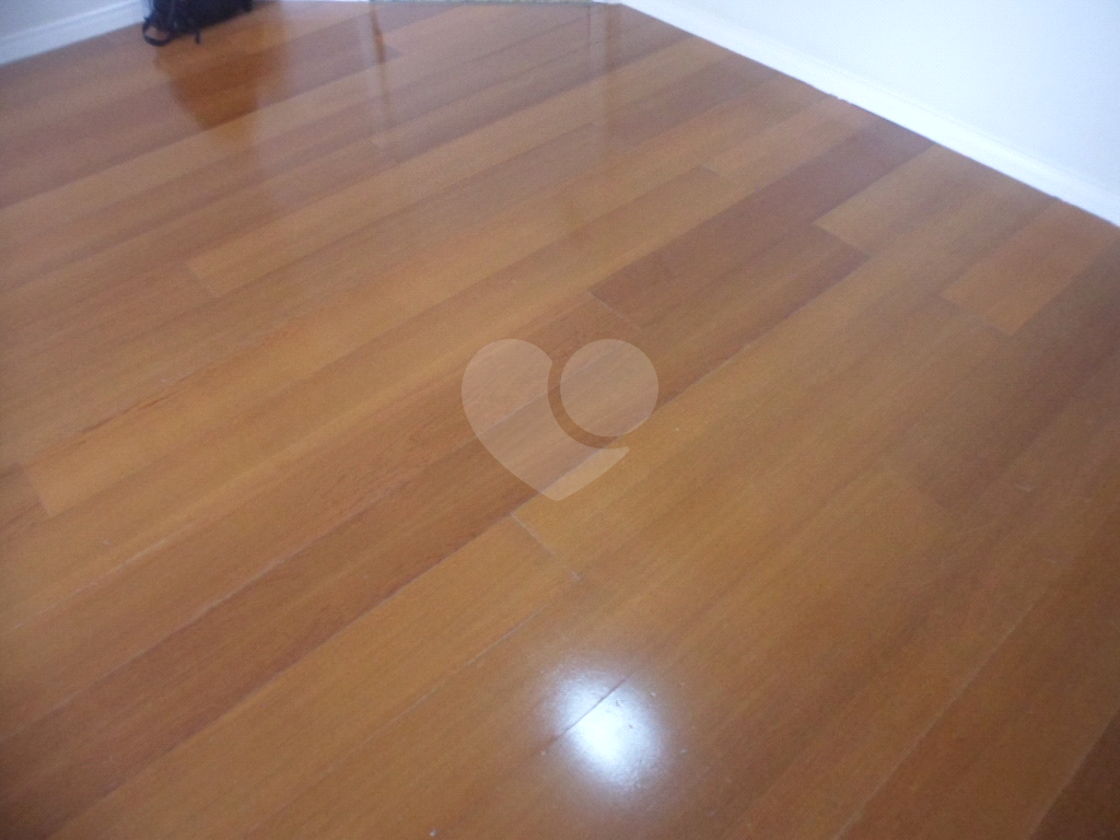 APARTAMENTO em SANTANA