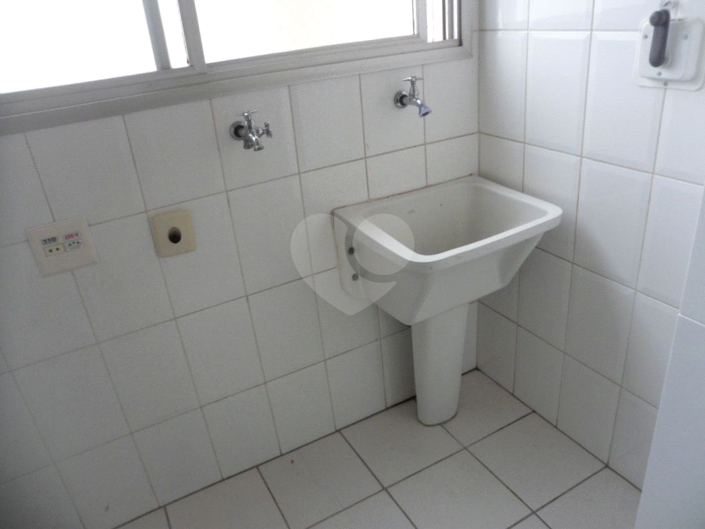 APARTAMENTO em SANTANA