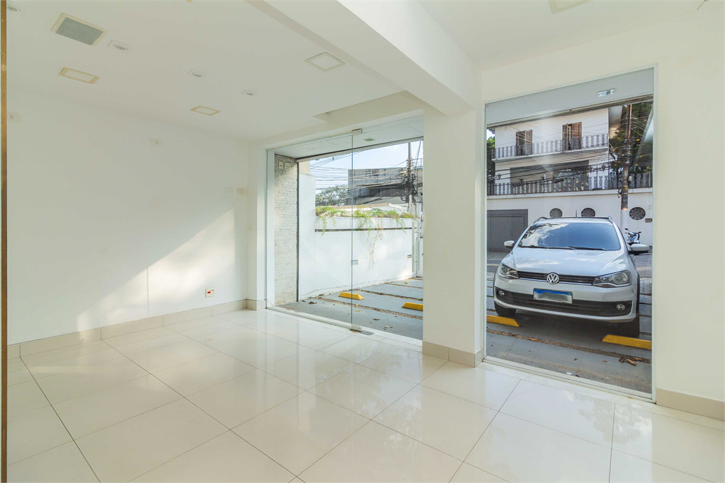 ESPAÇO COMERCIAL  VENDA E LOCAÇÃO   2 PAVIMENTO EXCELENTE PARA LOJA 