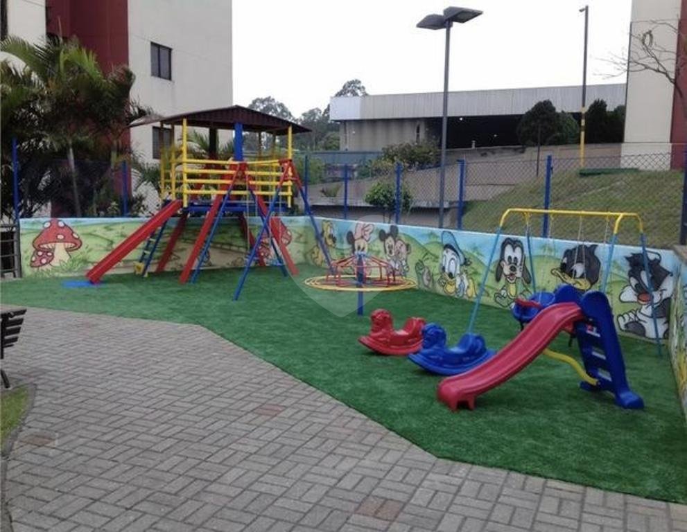 APARTAMENTO em LIMÃO