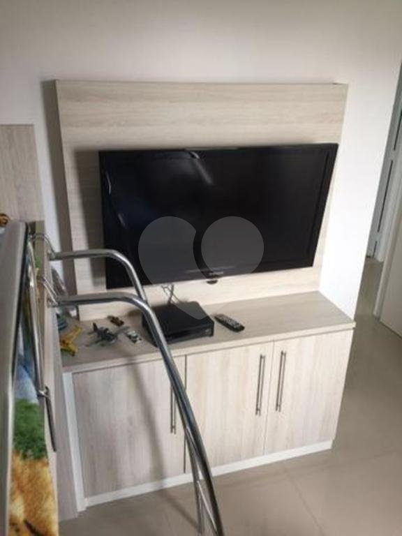APARTAMENTO em LIMÃO