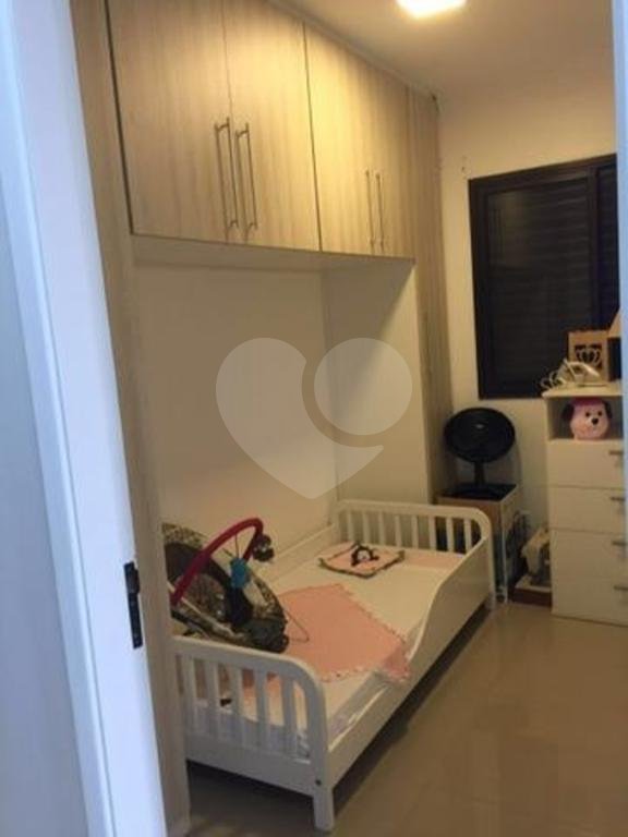 APARTAMENTO em LIMÃO