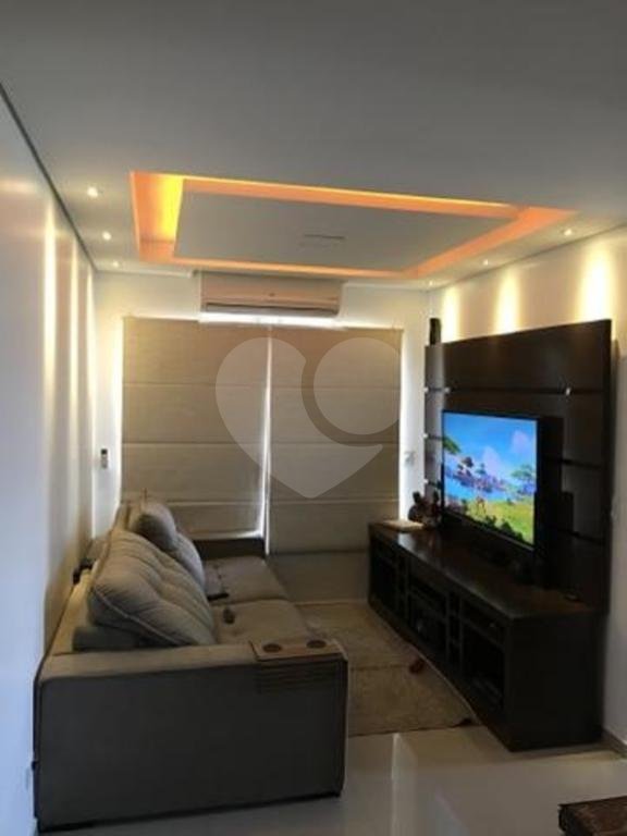 APARTAMENTO em LIMÃO