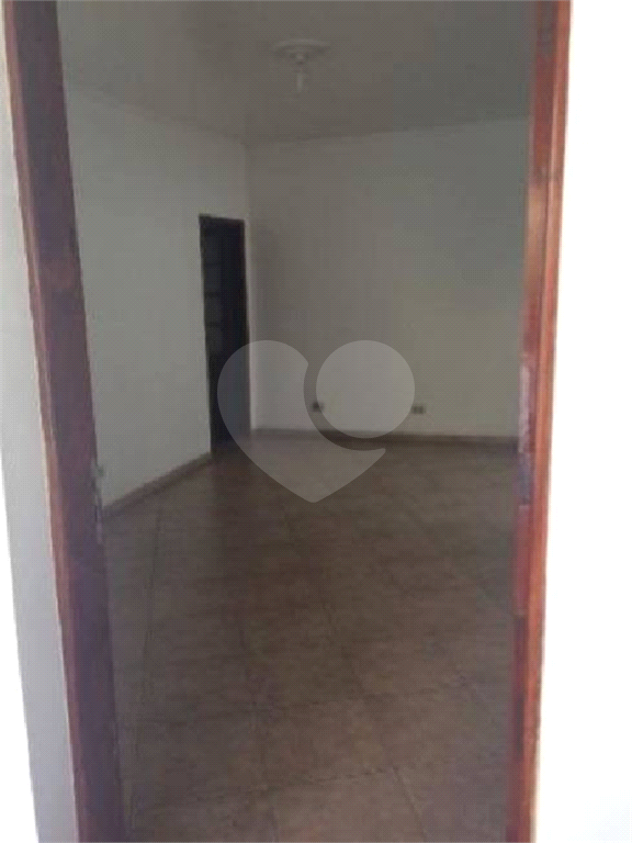Excelente Sobrado com 200,00 m² 4 dormitórios e 3 suites, localizado em Santana, São Paulo. 