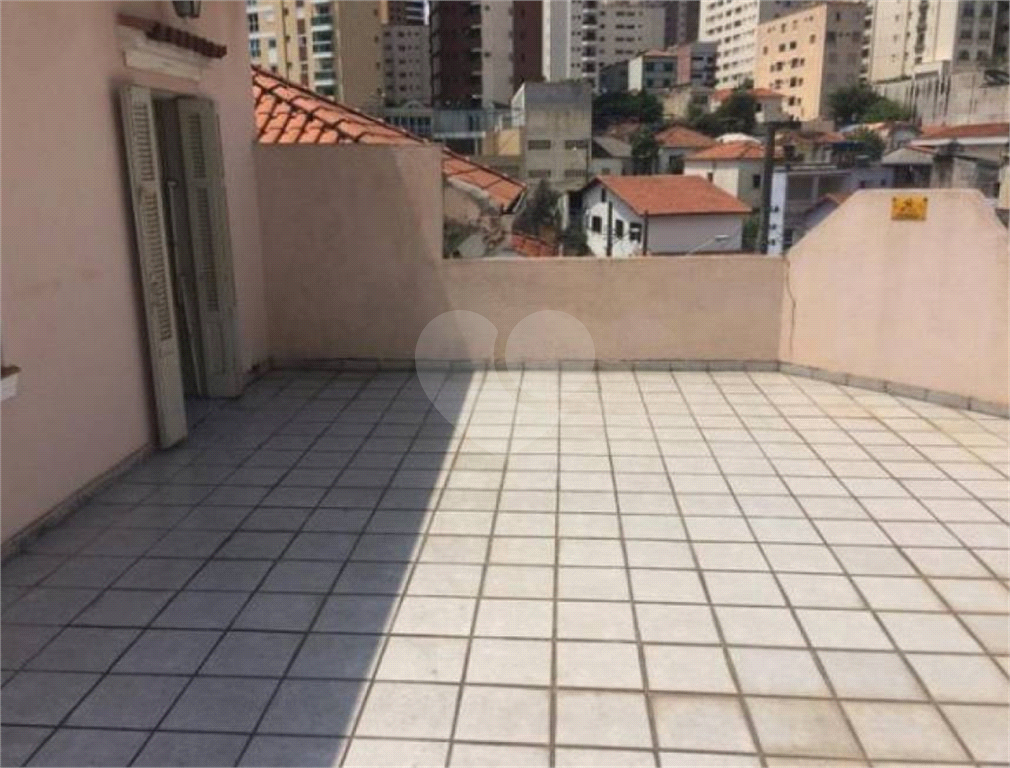 Excelente Sobrado com 200,00 m² 4 dormitórios e 3 suites, localizado em Santana, São Paulo. 
